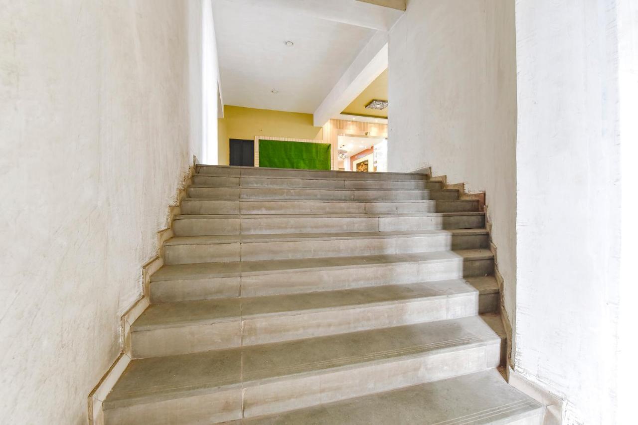 Fabhotel Symphony Grand Ahmedabad Extérieur photo
