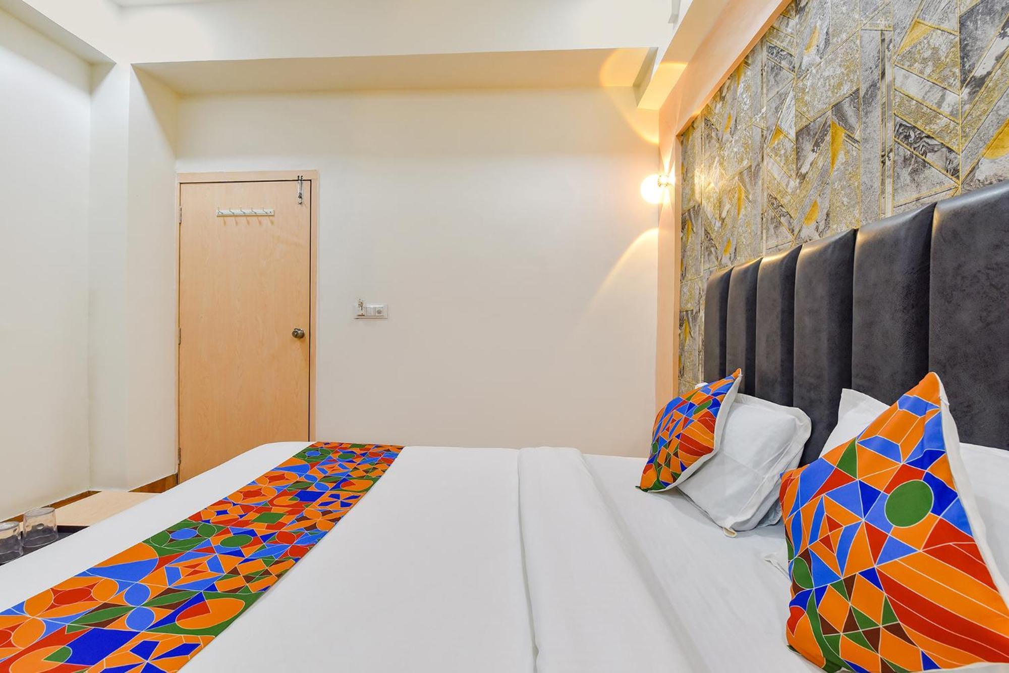 Fabhotel Symphony Grand Ahmedabad Extérieur photo